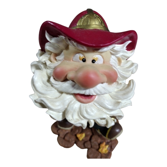 Christmas Around The World In The Heat Of The Holidays Fireman Santa Bobble Head - Picture 3 of 12